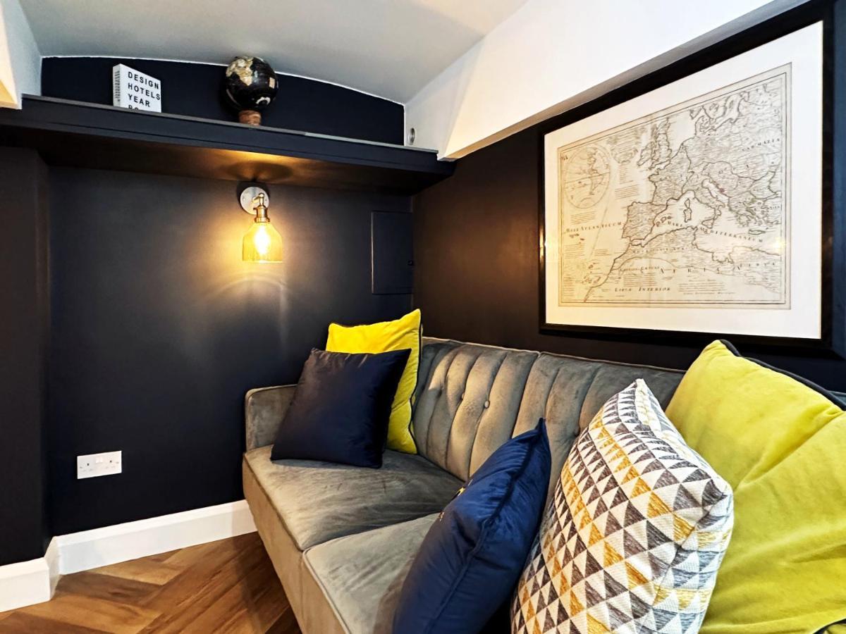 Liam Place Near Hyde Park - 1 Double Bed, 1 Sofa Bed, Spacious Apartment, Private Entrance London Exterior photo