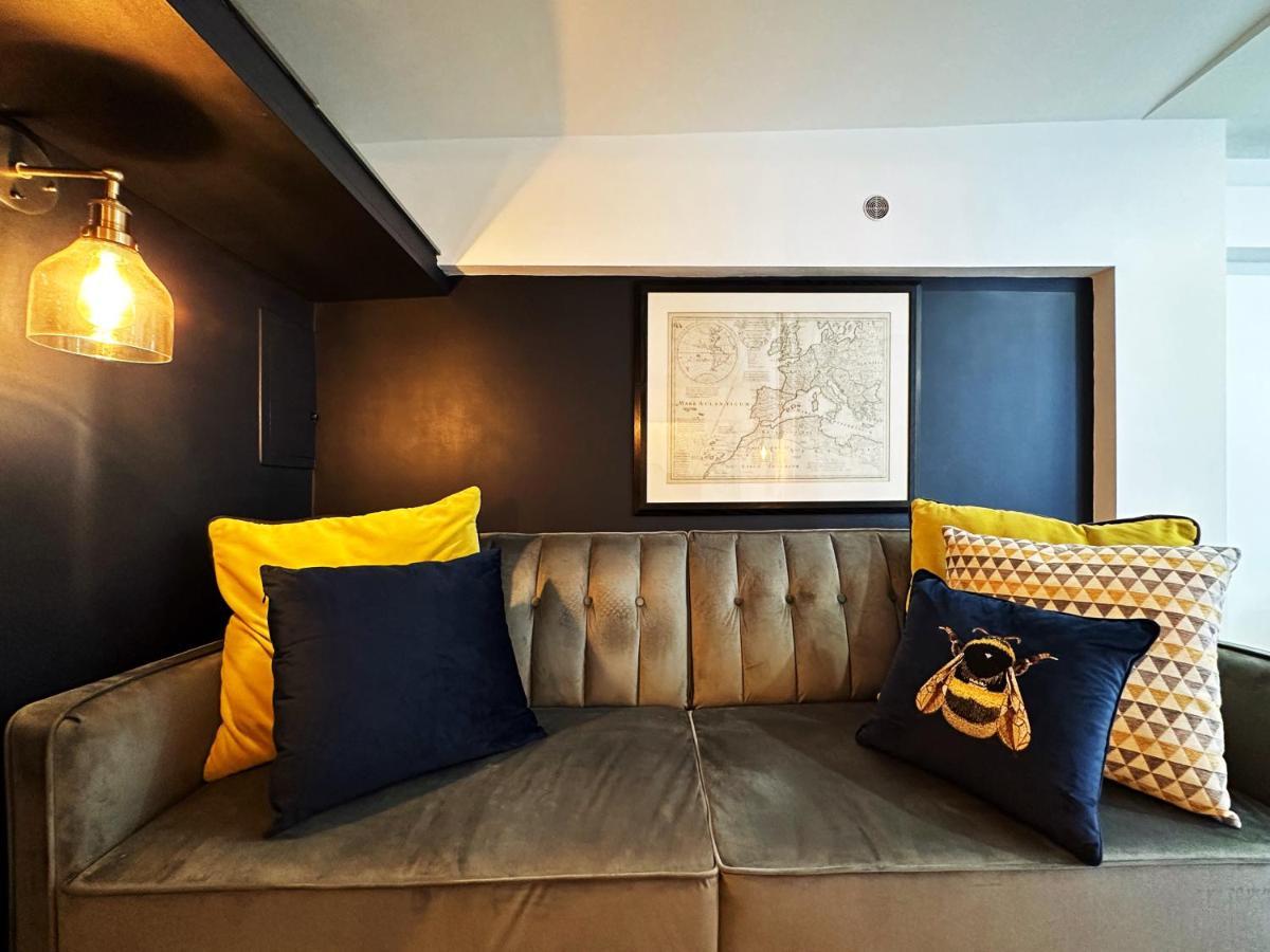 Liam Place Near Hyde Park - 1 Double Bed, 1 Sofa Bed, Spacious Apartment, Private Entrance London Exterior photo