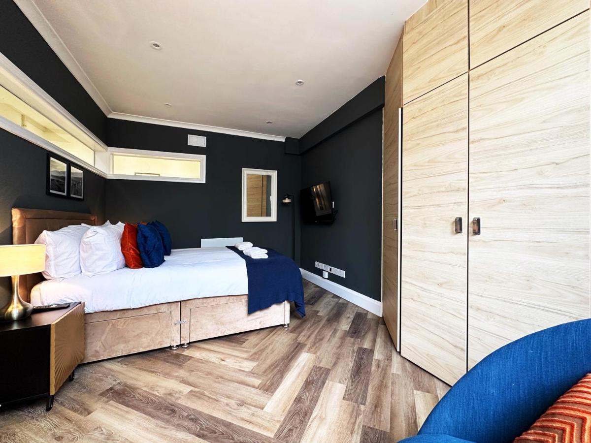 Liam Place Near Hyde Park - 1 Double Bed, 1 Sofa Bed, Spacious Apartment, Private Entrance London Exterior photo