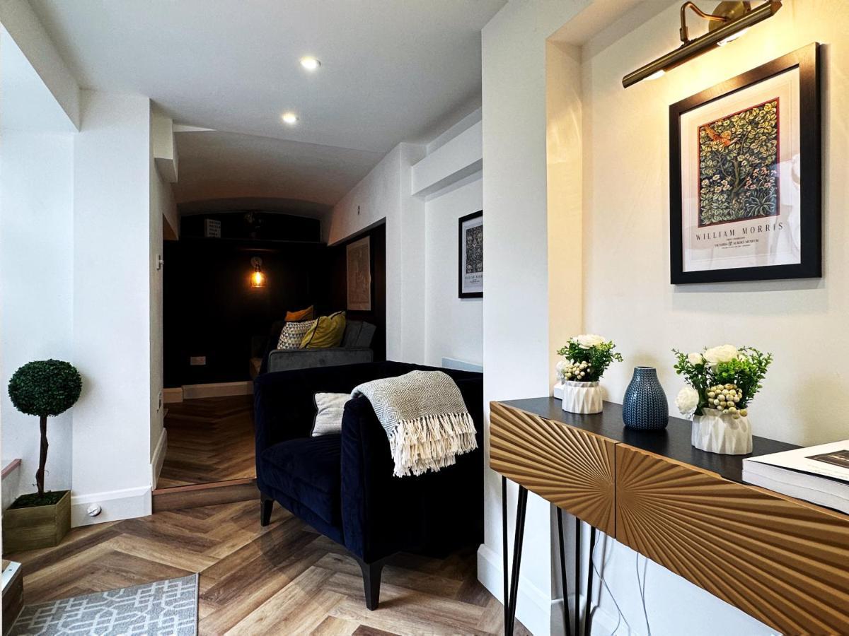 Liam Place Near Hyde Park - 1 Double Bed, 1 Sofa Bed, Spacious Apartment, Private Entrance London Exterior photo