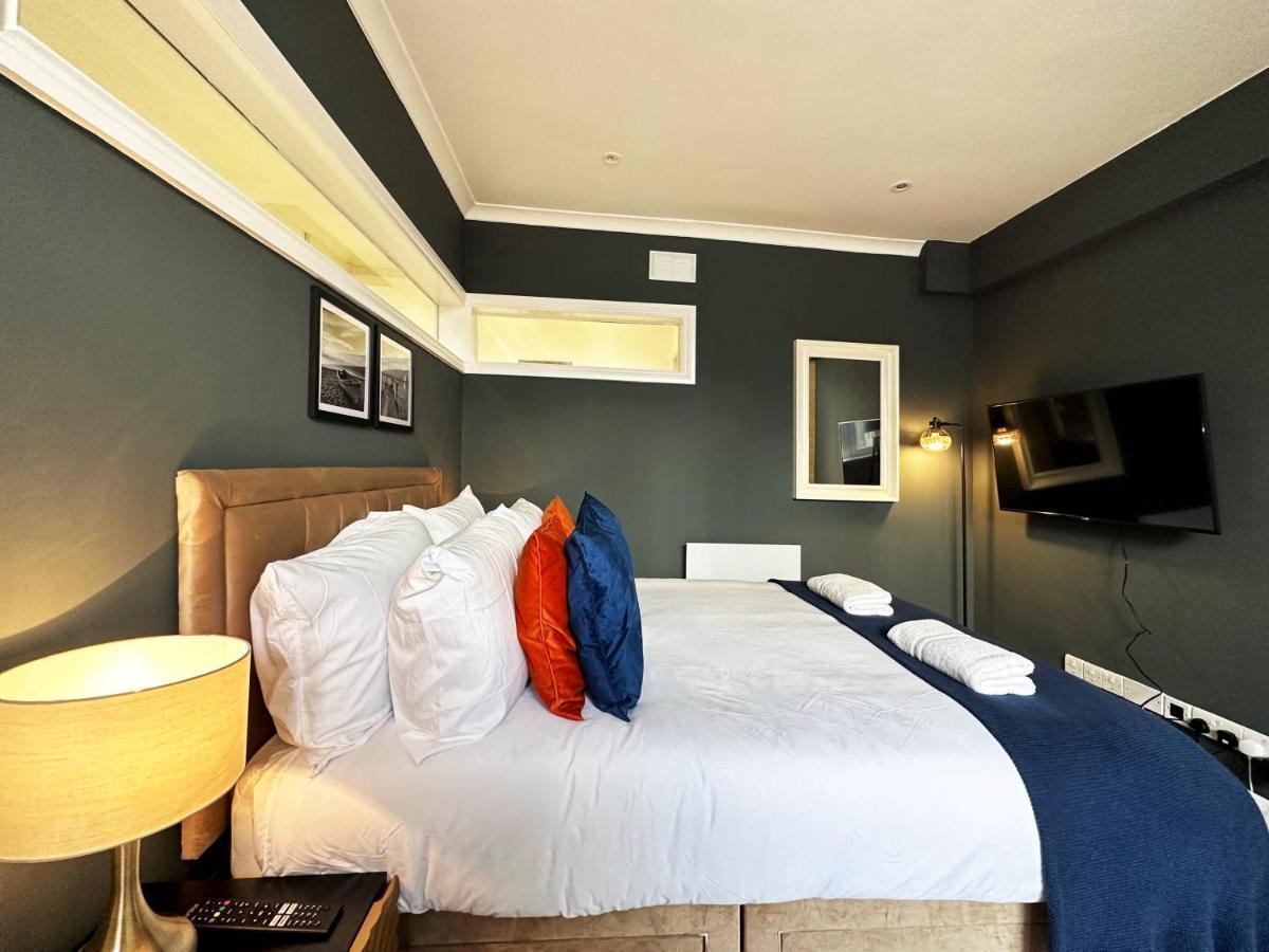 Liam Place Near Hyde Park - 1 Double Bed, 1 Sofa Bed, Spacious Apartment, Private Entrance London Exterior photo