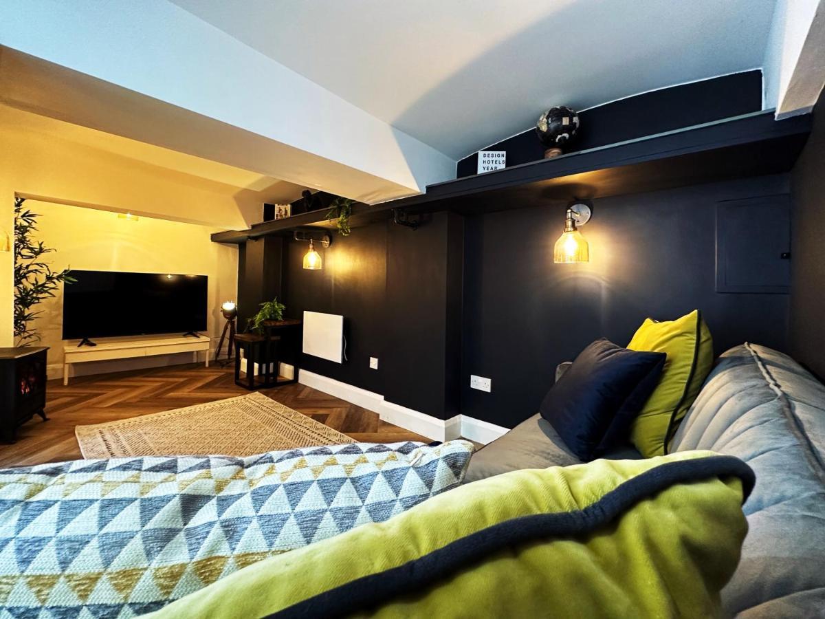 Liam Place Near Hyde Park - 1 Double Bed, 1 Sofa Bed, Spacious Apartment, Private Entrance London Exterior photo